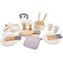 Wooden dinner set NCT10615 New Classic Toys 1