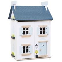 Sky House Wooden Dolls House TV-H127 Le Toy Van 1