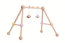 Baby gym pastel PT5260 Plan Toys, The green company 1