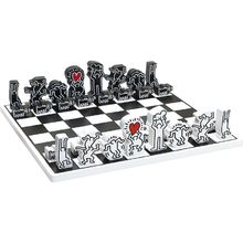 Chess game Keith Haring V9221 Vilac 1