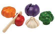 5 vegetables assortments PT3431 Plan Toys, The green company 1