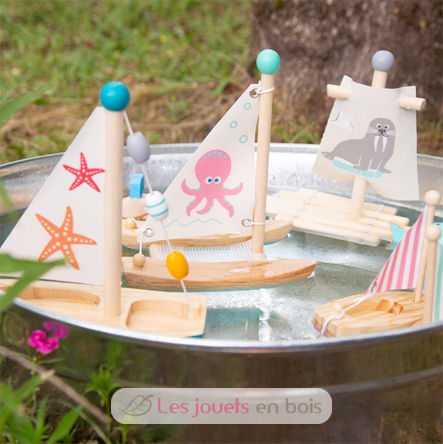 Water Toy Sailboat Starfish LE11658 Small foot company 4