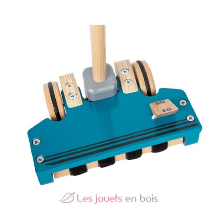 Push-Along Toy Vacuum LE11735 Small Foot company 3