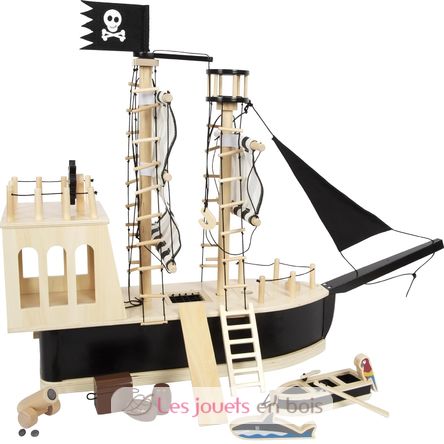 Pirate Ship in wood LE12411 Plan Toys, The green company 1
