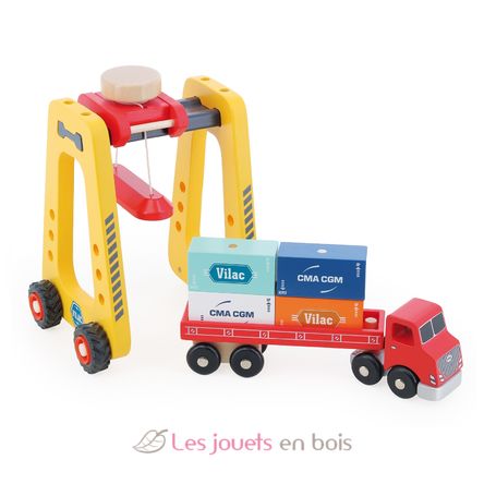 Container crane and truck V2375 Vilac 3