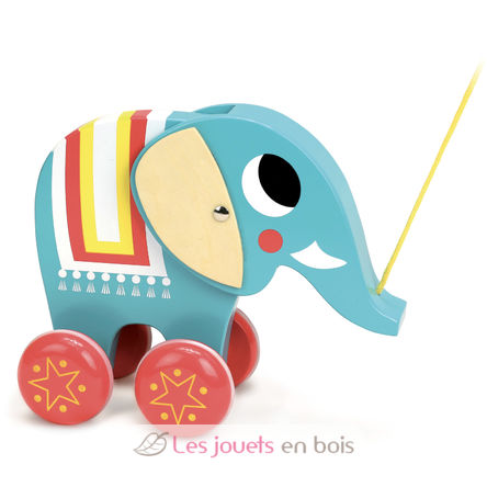 Vito the elephant to pull V7714 Vilac 2