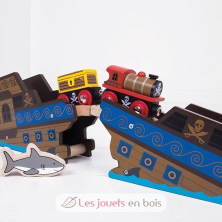 Pirate Train BJT473 Bigjigs Toys 4