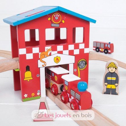 Fire Station Train Set BJT037 Bigjigs Toys 3