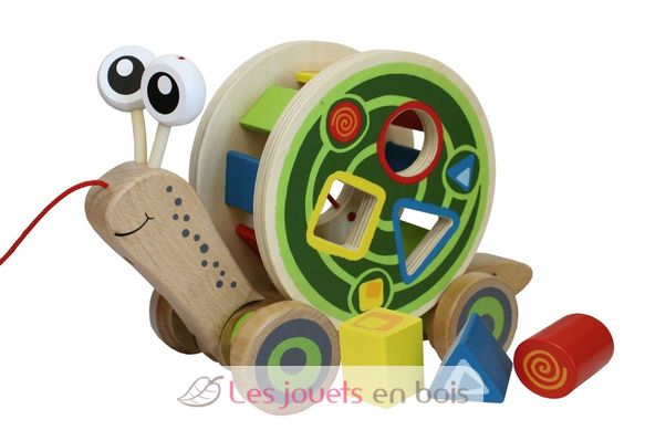 Walk-a-long snail HA-E0349 Hape Toys 1