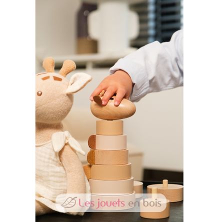 Stacking Pyramid Giraffe Léonie EG511174 Egmont Toys 11