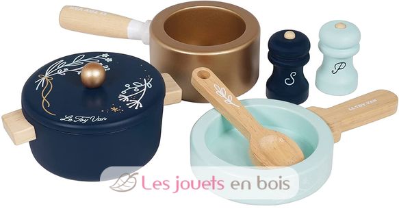 Pots and Pans TV301 Le Toy Van 1