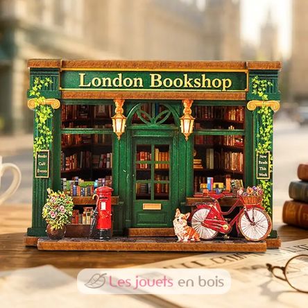 Mini Book Nook London Bookshop CT110 Cartartem 3