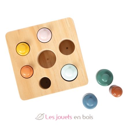 Montessori insertion game with cylinders LE12932 Small Foot company 5