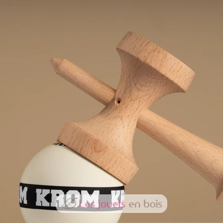 Krom Kendama Strogo Neapolitan Vanilla KROM-STR-VANILLA KROM Kendama 9