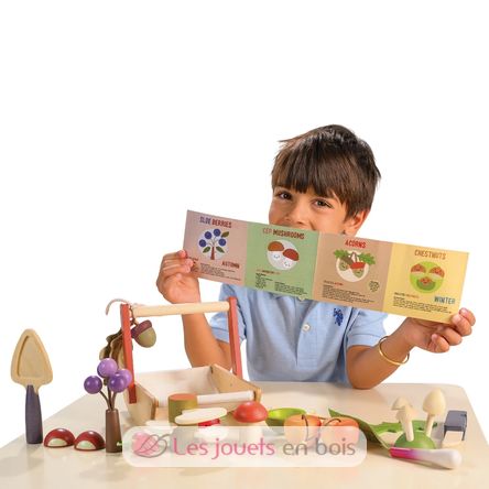 Wild Wood Foraging Trug TL8294 Tender Leaf Toys 4