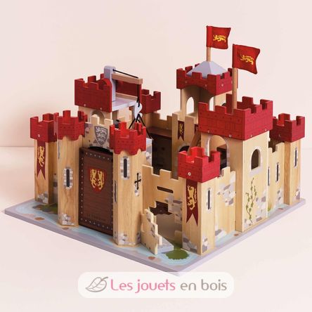 Lionheart Castle LTV290-854 Le Toy Van 3