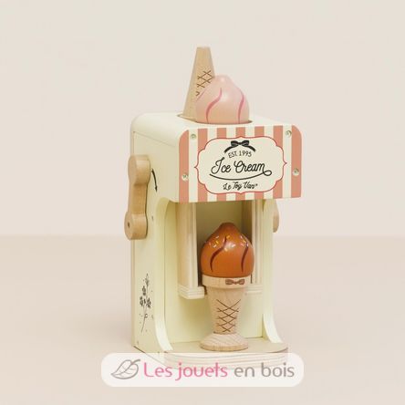 Ice Cream Machine TV306 Le Toy Van 2