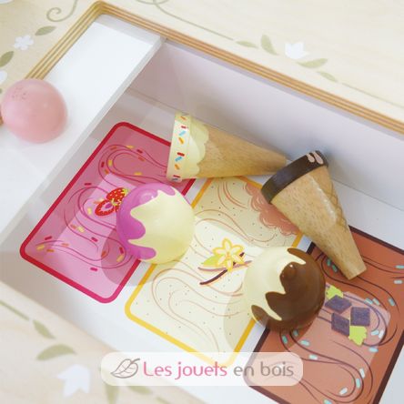 Ice Cream Trolley TV327 Le Toy Van 2