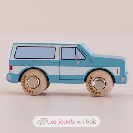 Car Chuck No 31 TV-GT170 Le Toy Van 4