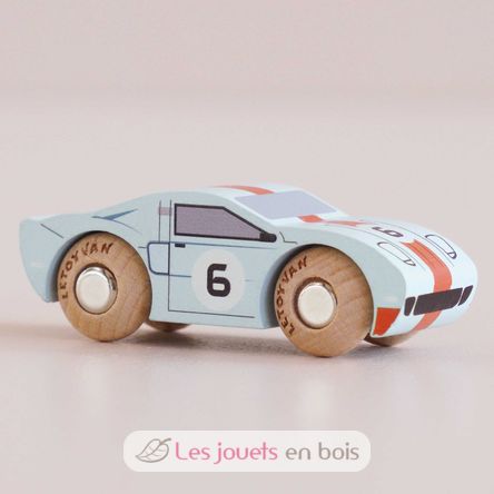 Car Fred No 26 TV-GT145 Le Toy Van 3