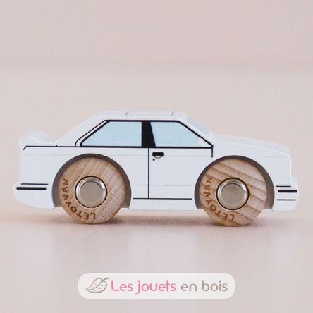 Car William No 21 TV-GT120 Le Toy Van 4