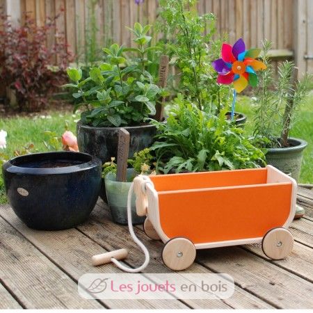 green toys orange wagon